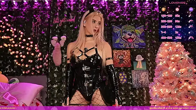 bellalunabear online show from December 17, 5:30 pm