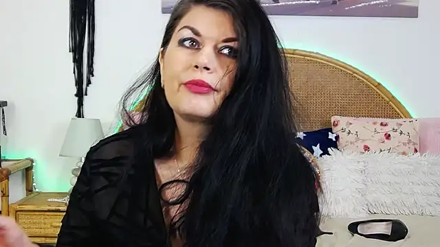 EllenGrace online show from January 5, 2:06 am