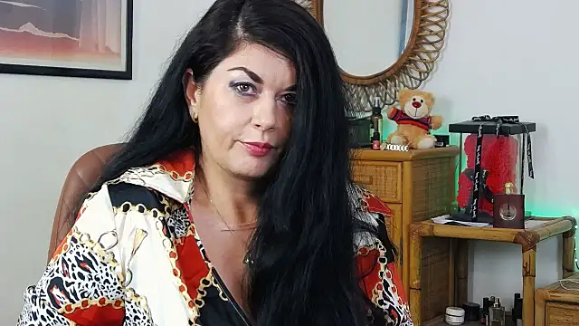 EllenGrace online show from February 12, 4:54 am