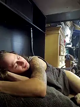 cdressupdiva online show from December 12, 5:48 pm