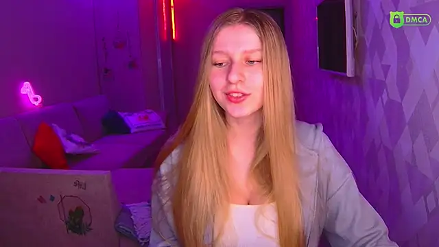 Snapshot of AmaliaQueen chatting on January 5, 3:23 pm AmaliaQueen online show from January 5, 3:23 pm