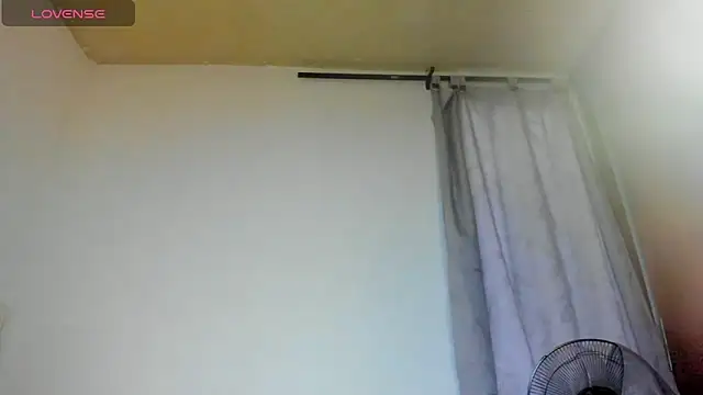xia ebonyts online show from June 4, 11:27 am