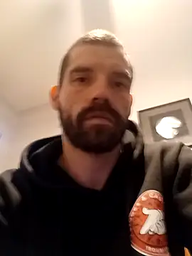 Snapshot of RuleMasterX chatting on November 17, 1:33 am RuleMasterX online show from November 17, 1:33 am