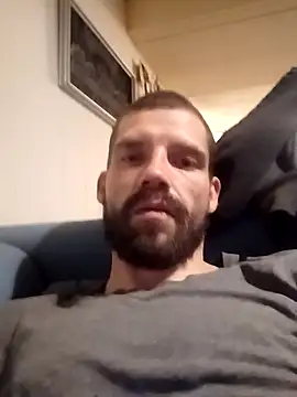 Snapshot of RuleMasterX chatting on November 19, 12:43 am RuleMasterX online show from November 19, 12:43 am