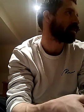 Snapshot of RuleMasterX chatting on December 3, 11:14 pm RuleMasterX online show from December 3, 11:14 pm