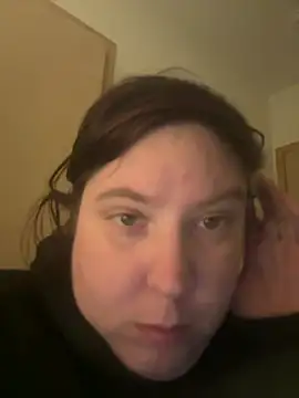 Snapshot of Sexy_Little_SlutAriel chatting on January 31, 2:04 am Sexy Little SlutAriel online show from January 31, 2:04 am