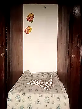 Snapshot of The-Peach-Flexer chatting on September 26, 9:08 pm The-Peach-Flexer online show from September 26, 9:08 pm