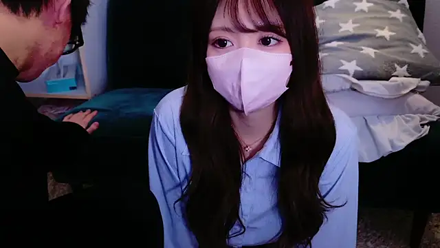 POCARI SWEAT online show from February 3, 4:20 pm