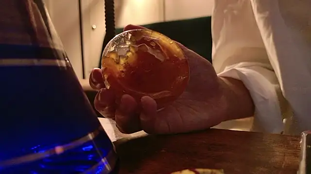 POCARI SWEAT online show from October 2, 1:18 pm