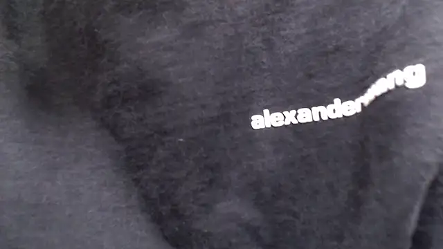 POCARI SWEAT online show from November 7, 6:02 am