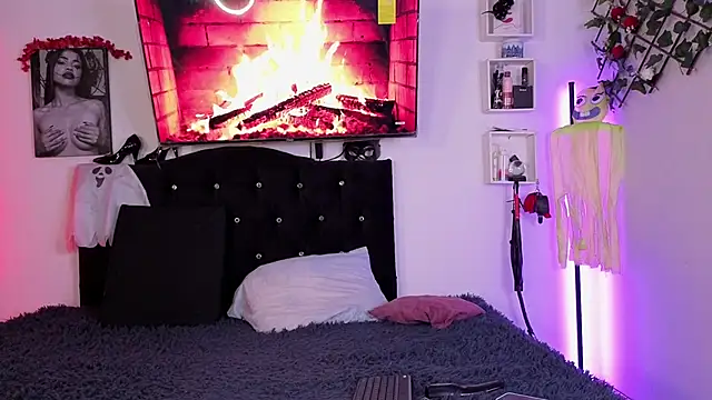 Snapshot of Alaia_Asuka chatting on October 19, 11:16 pm Alaia Asuka online show from October 19, 11:16 pm