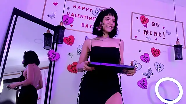 Snapshot of AnnieNasty chatting on February 14, 11:53 am AnnieNasty online show from February 14, 11:53 am