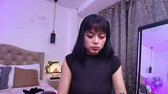 Snapshot of AnnieNasty chatting on March 12, 9:44 am AnnieNasty online show from March 12, 9:44 am