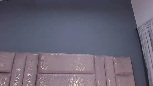 Snapshot of AnnieNasty chatting on October 15, 11:43 am AnnieNasty online show from October 15, 11:43 am