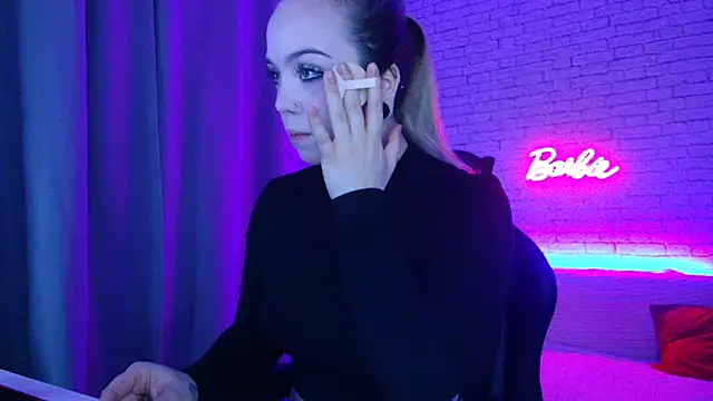 Snapshot of -Stacyy- chatting on November 28, 10:07 am -Stacyy- online show from November 28, 10:07 am