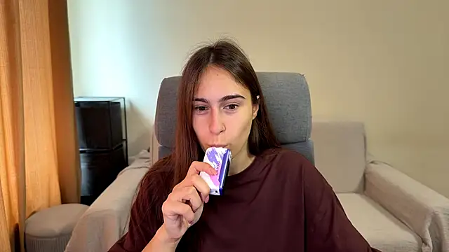 AliceKolltt online show from September 24, 8:50 am