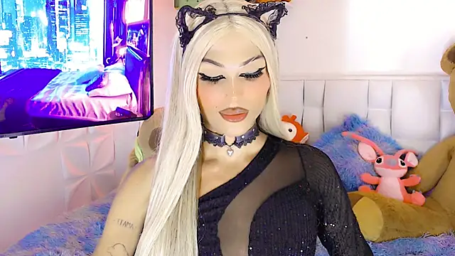 Snapshot of amal_baddell chatting on February 9, 10:20 am amal baddell online show from February 9, 10:20 am