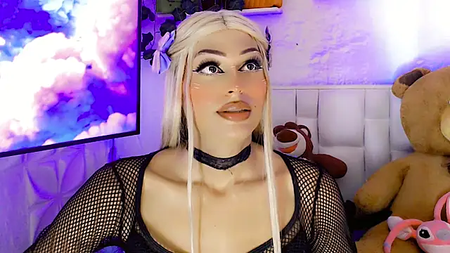 Snapshot of amal_baddell chatting on February 18, 12:49 pm amal baddell online show from February 18, 12:49 pm