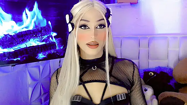 Snapshot of amal_baddell chatting on March 16, 6:09 am amal baddell online show from March 16, 6:09 am