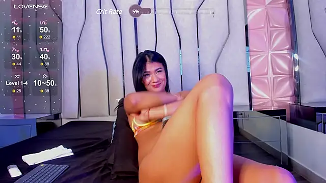 Snapshot of emilycat_777 chatting on January 14, 7:06 am emilycat 777 online show from January 14, 7:06 am