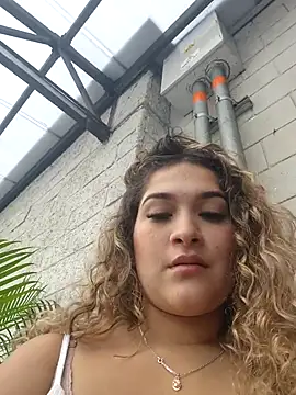 Sara smiiith211 online show from October 26, 6:03 pm