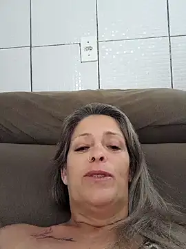 Snapshot of marcialoira chatting on December 13, 1:55 pm marcialoira online show from December 13, 1:55 pm