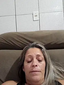 Snapshot of marcialoira chatting on December 14, 11:34 pm marcialoira online show from December 14, 11:34 pm