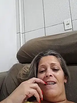 Snapshot of marcialoira chatting on January 25, 1:32 am marcialoira online show from January 25, 1:32 am