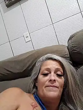 Snapshot of marcialoira chatting on February 10, 11:45 pm marcialoira online show from February 10, 11:45 pm
