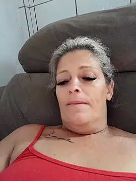 Snapshot of marcialoira chatting on February 11, 11:43 am marcialoira online show from February 11, 11:43 am