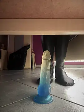 Bennyben8604 online show from January 5, 4:04 am