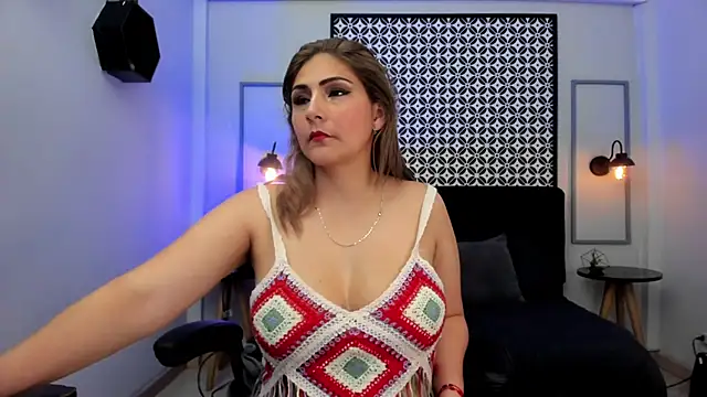 Snapshot of Melanie_silver_ chatting on November 5, 9:15 pm Melanie silver online show from November 5, 9:15 pm