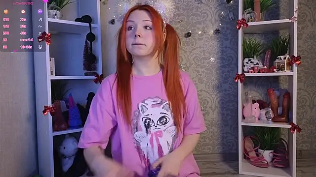 Snapshot of hannah_lourens chatting on December 28, 2:21 pm hannah lourens online show from December 28, 2:21 pm