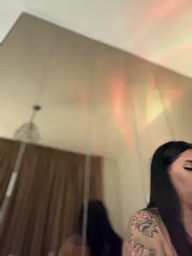 Snapshot of babyyboomm chatting on November 6, 12:11 am babyyboomm online show from November 6, 12:11 am