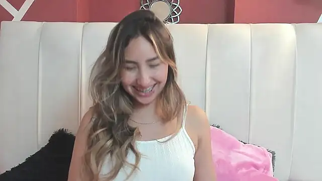  Emma Valka online show from March 18, 9:43 pm