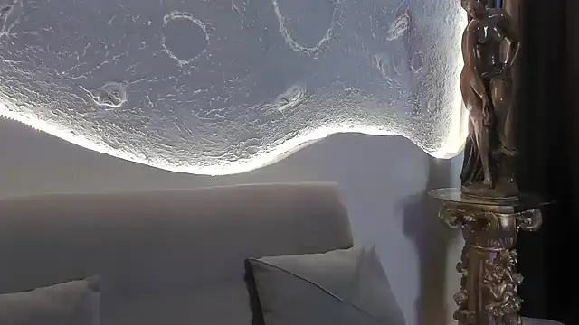  Emma Valka online show from October 4, 8:51 pm