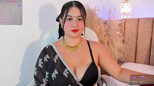 miahkumar online show from November 29, 6:44 pm