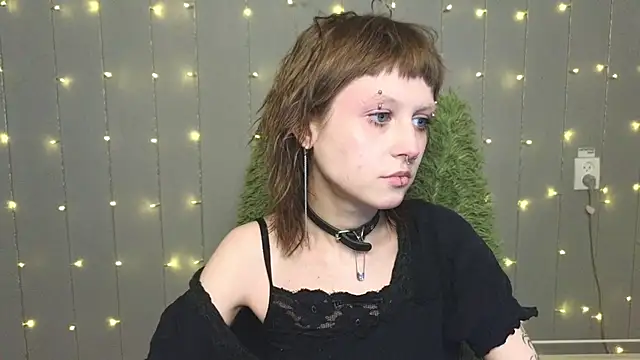 Snapshot of kortny_yo chatting on December 14, 10:07 pm kortny yo online show from December 14, 10:07 pm