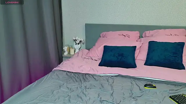 Damn Bae  online show from March 27, 4:18 am