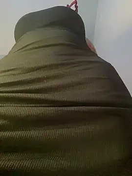 Cherrytowild online show from March 19, 7:29 am