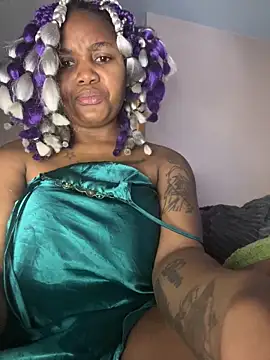 Cherrytowild online show from February 13, 7:59 am