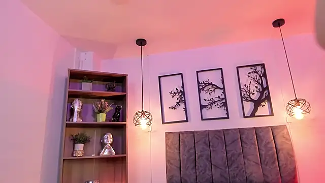 Snapshot of Andy_and_emma chatting on February 2, 3:49 pm Andy and emma online show from February 2, 3:49 pm