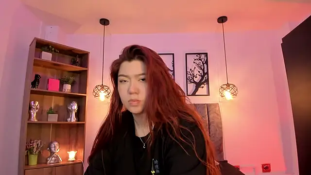 Snapshot of Andy_and_emma chatting on February 20, 3:52 pm Andy and emma online show from February 20, 3:52 pm