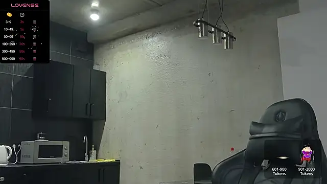 Snapshot of Lechery_boy chatting on December 16, 10:18 am Lechery boy online show from December 16, 10:18 am