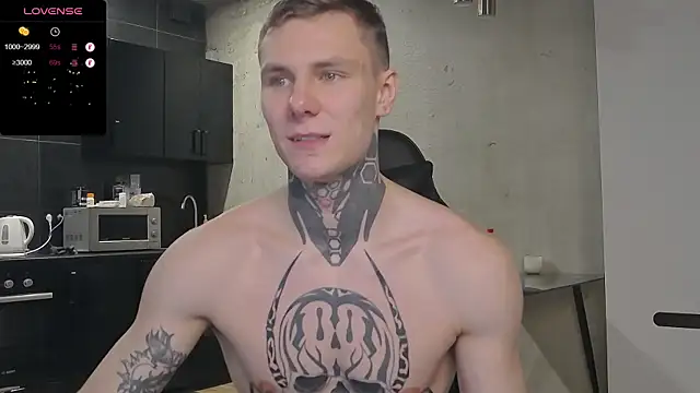 Snapshot of Lechery_boy chatting on December 21, 10:28 am Lechery boy online show from December 21, 10:28 am