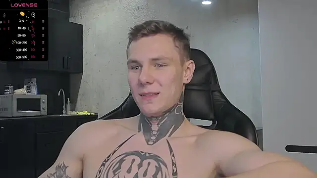 Snapshot of Lechery_boy chatting on December 28, 1:06 pm Lechery boy online show from December 28, 1:06 pm