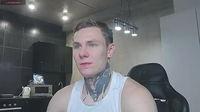 Snapshot of Lechery_boy chatting on January 12, 1:05 pm Lechery boy online show from January 12, 1:05 pm