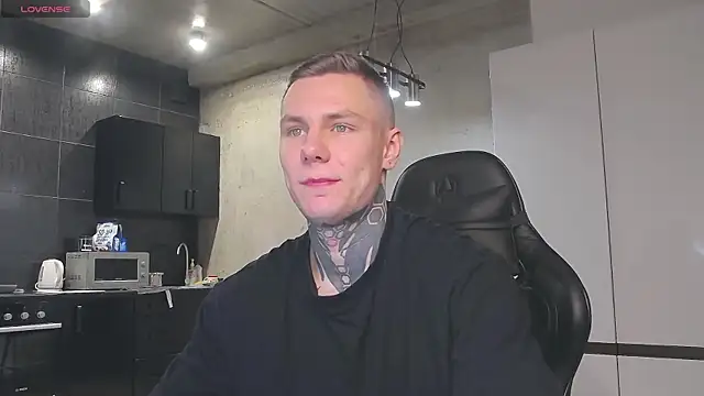 Snapshot of Lechery_boy chatting on January 13, 10:14 am Lechery boy online show from January 13, 10:14 am