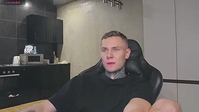 Snapshot of Lechery_boy chatting on January 14, 4:29 pm Lechery boy online show from January 14, 4:29 pm