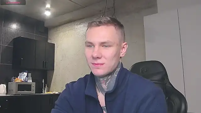 Snapshot of Lechery_boy chatting on January 16, 9:16 am Lechery boy online show from January 16, 9:16 am